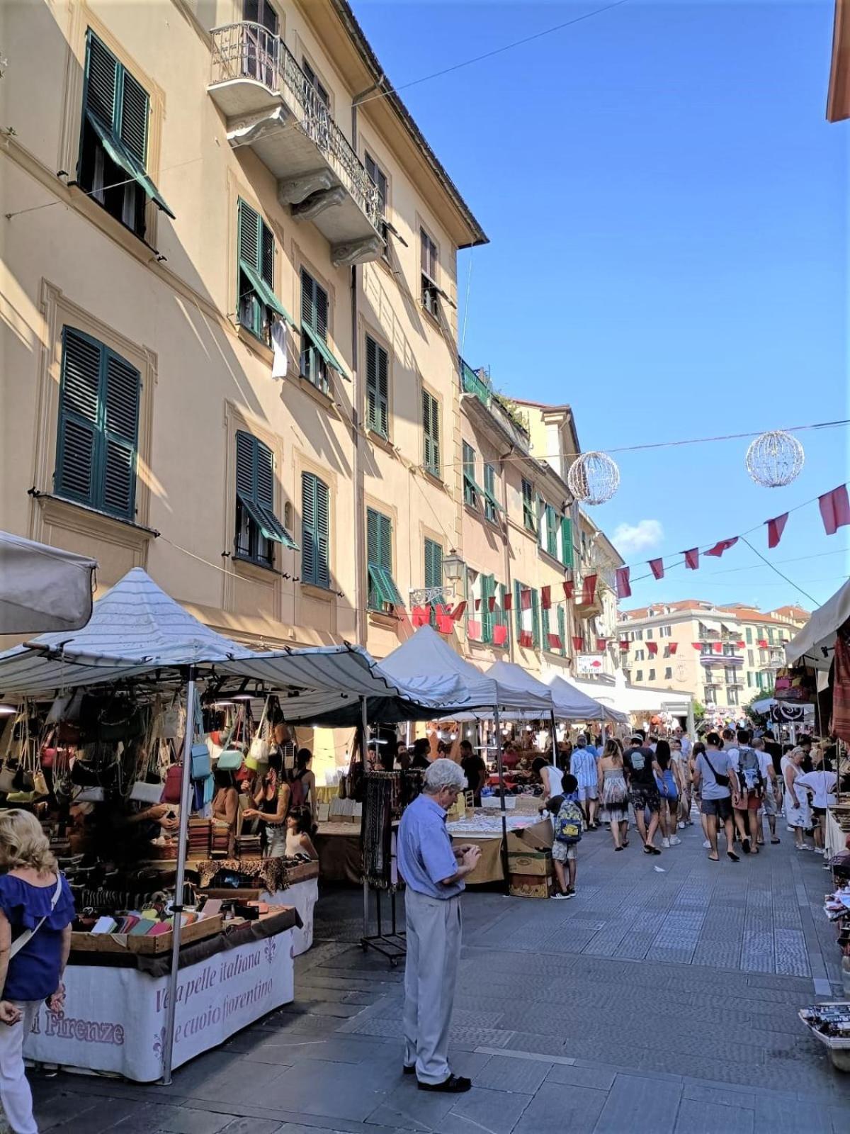 Fronte Del Golf Appartement Rapallo Buitenkant foto